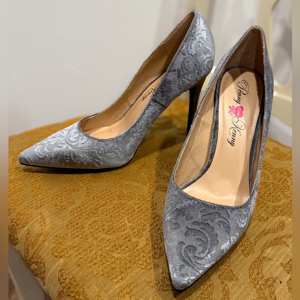 Penny Loves Kenny Velvet Brocade Opus BV Pumps